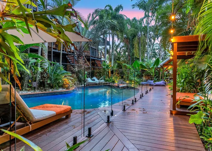 The Palms At Palm Cove